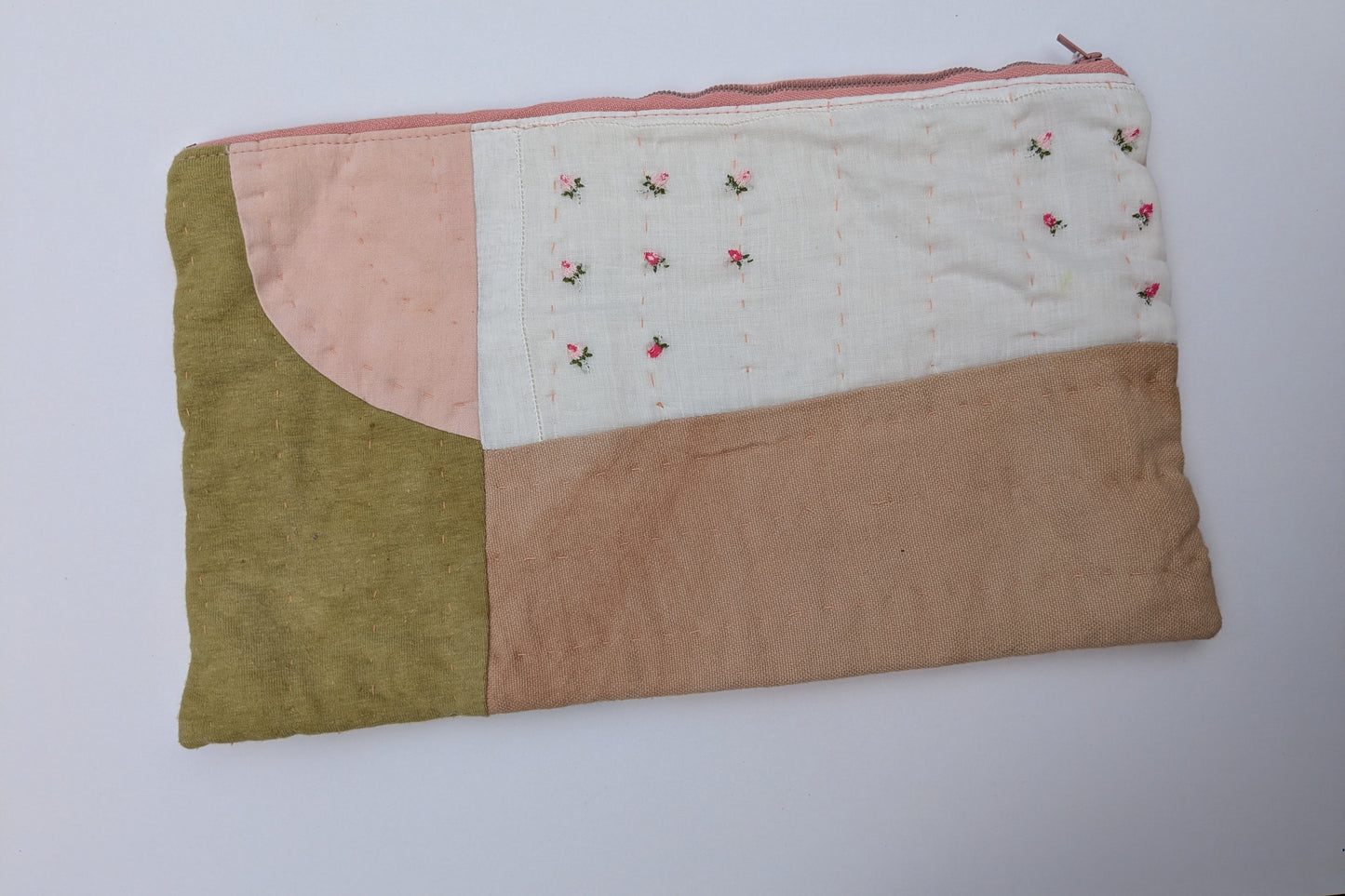 Vintage Floral Zipper Pouch