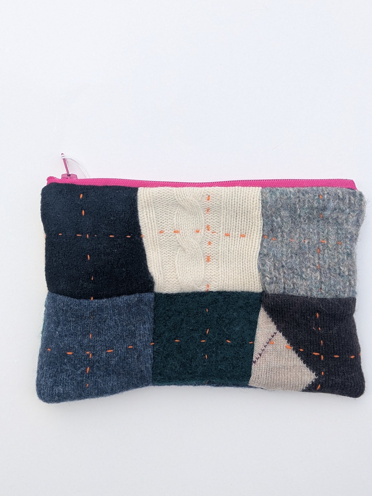 Wool Grid Zipper Pouch (Quilted)