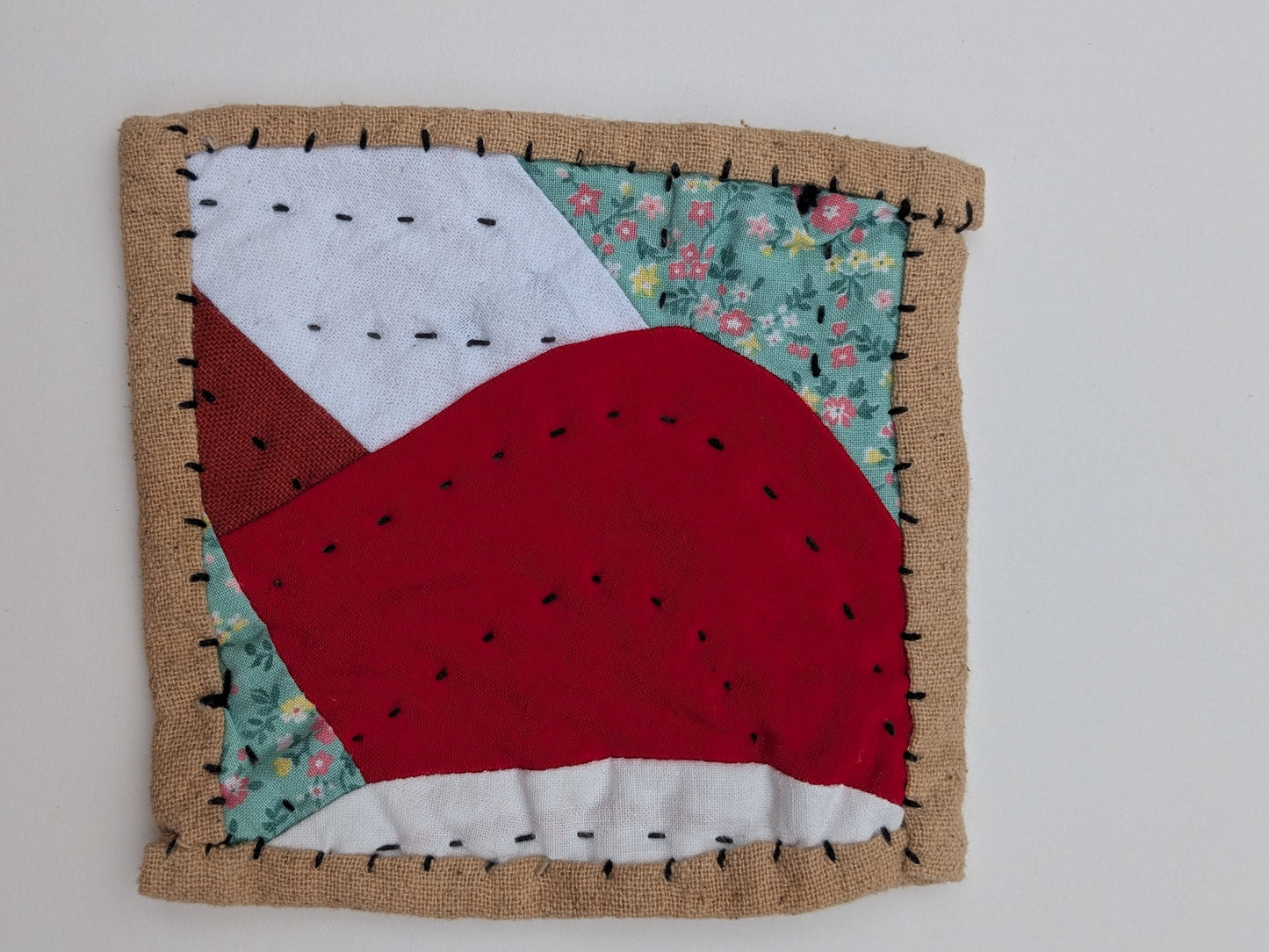 Curved Lines Mug Rug